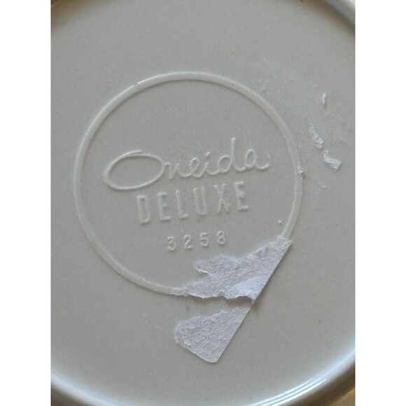 Oneida Delux Vintage Raggedy Ann & Andy Dish 1969 #3258 - Picture 4 of 4